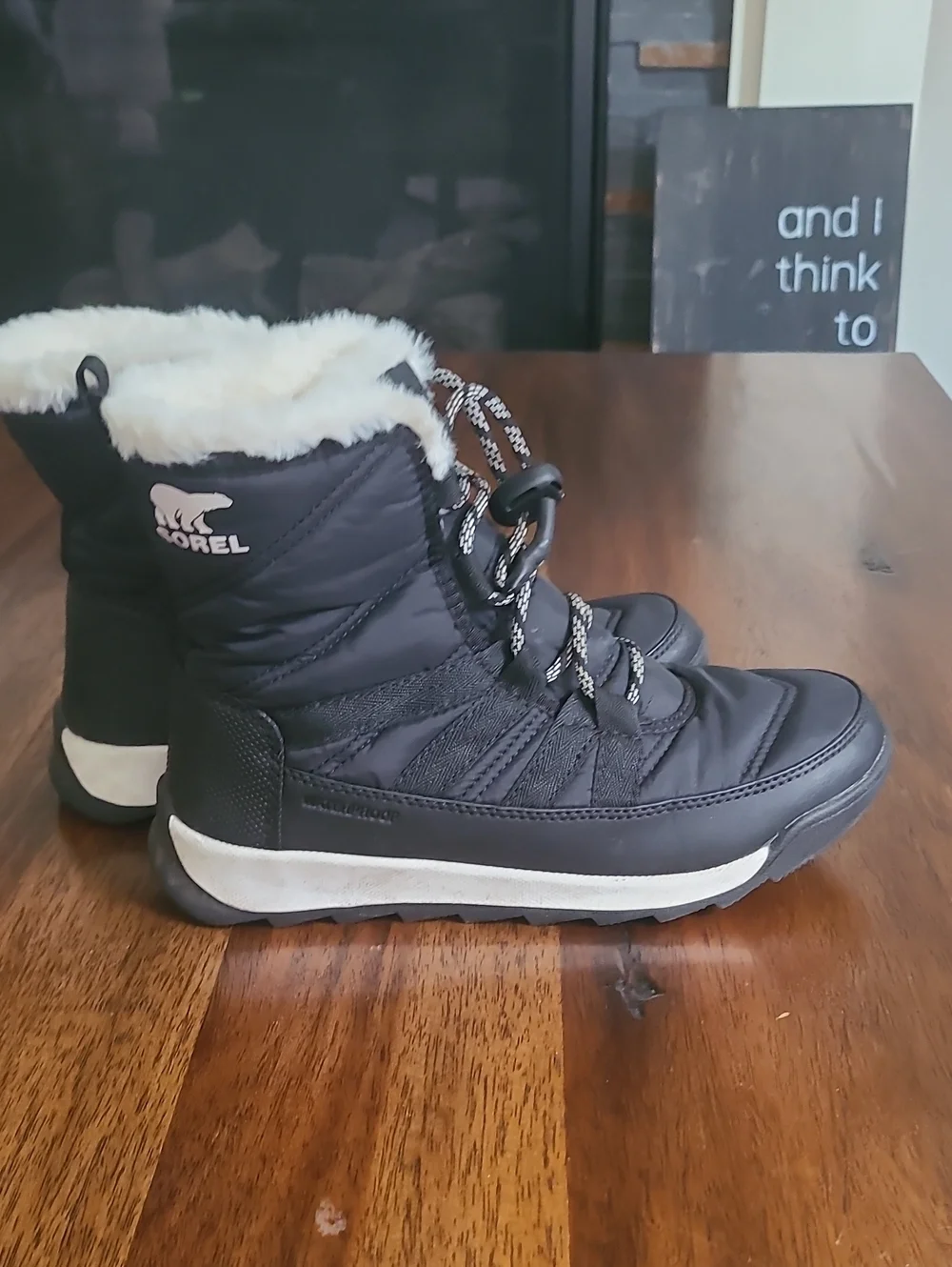 Sorel Black Whitney II Short Lace Snow Boots Girls Youth 4